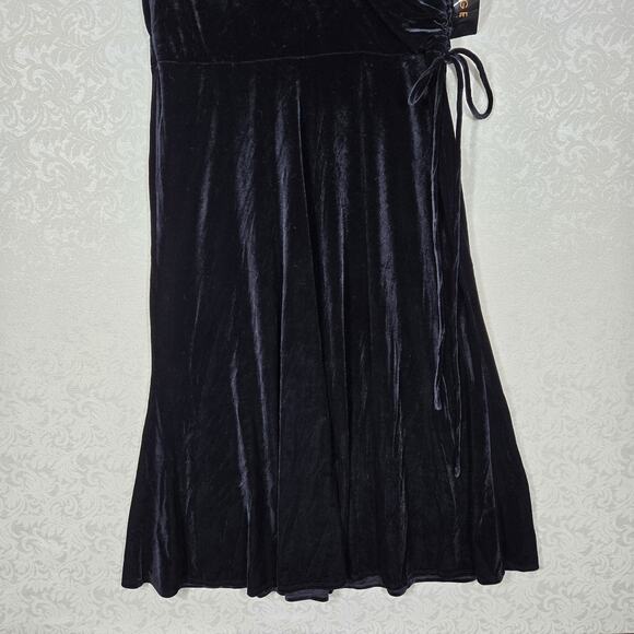 Mariage Velvet Dress sz 14 Black Sleeveless Surplice Neckline Evening Formal - Picture 5 of 14